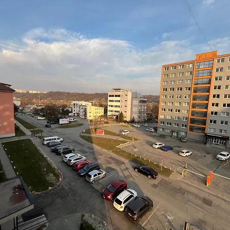 Stylish In The Heart Of The Near Aupark And The Main Station Apartman Kassa