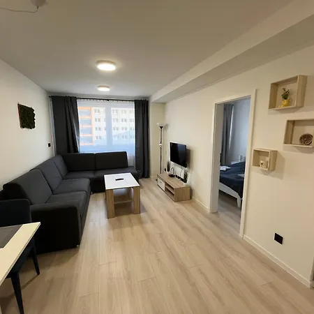 Stylish In The Heart Of The Near Aupark And The Main Station