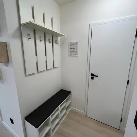 Stylish In The Heart Of The Near Aupark And The Main Station Apartman