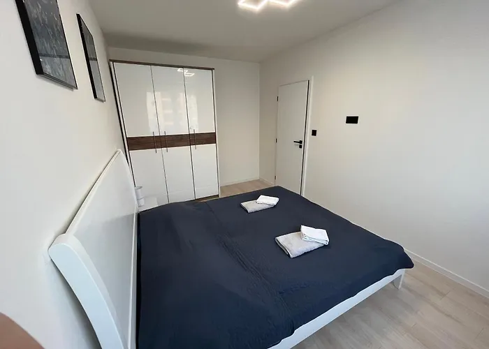 Stylish In The Heart Of The Near Aupark And The Main Station