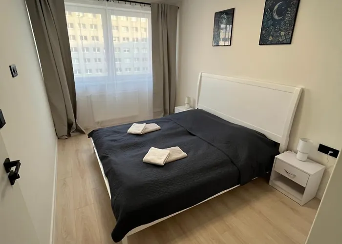 Stylish In The Heart Of The Near Aupark And The Main Station קושיצה